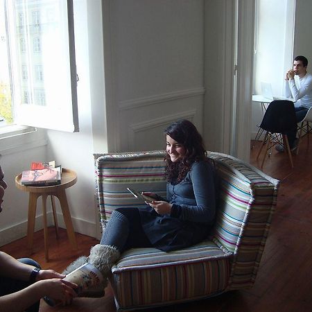 Downtown Design Hostel Lisbon Exterior photo